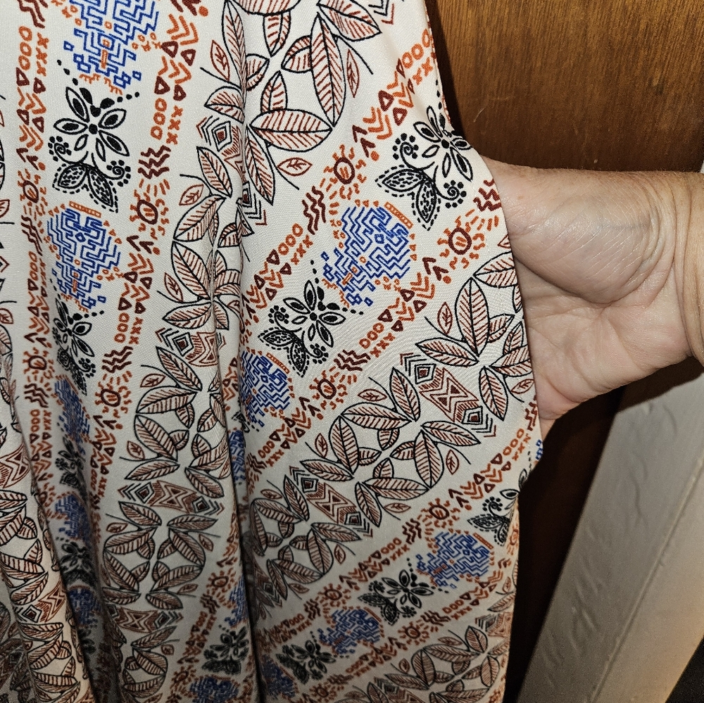 Lularoe - Picture 2 of 3